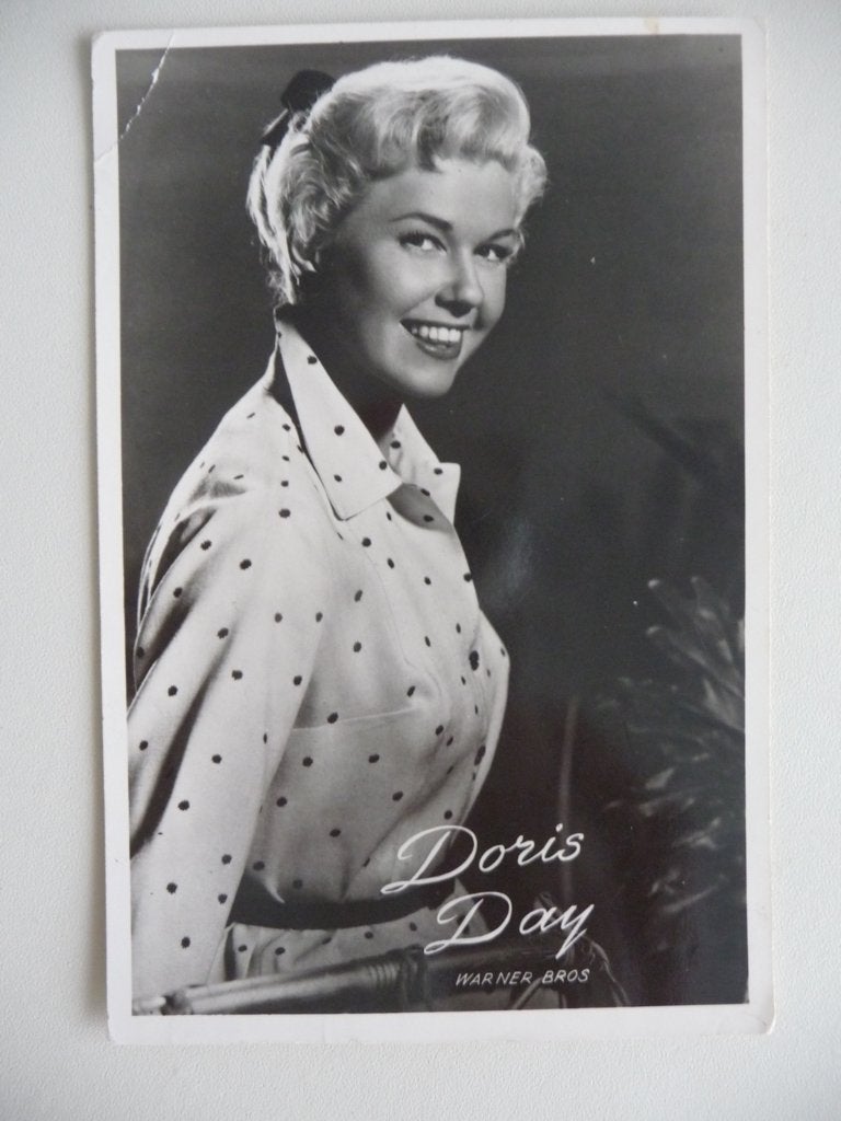 oude foto ansichtkaart 60-er jaren - DORIS DAY -, Verzamelen, Ophalen of Verzenden, 1960 tot 1980, Gelopen, Sterren en Beroemdheden