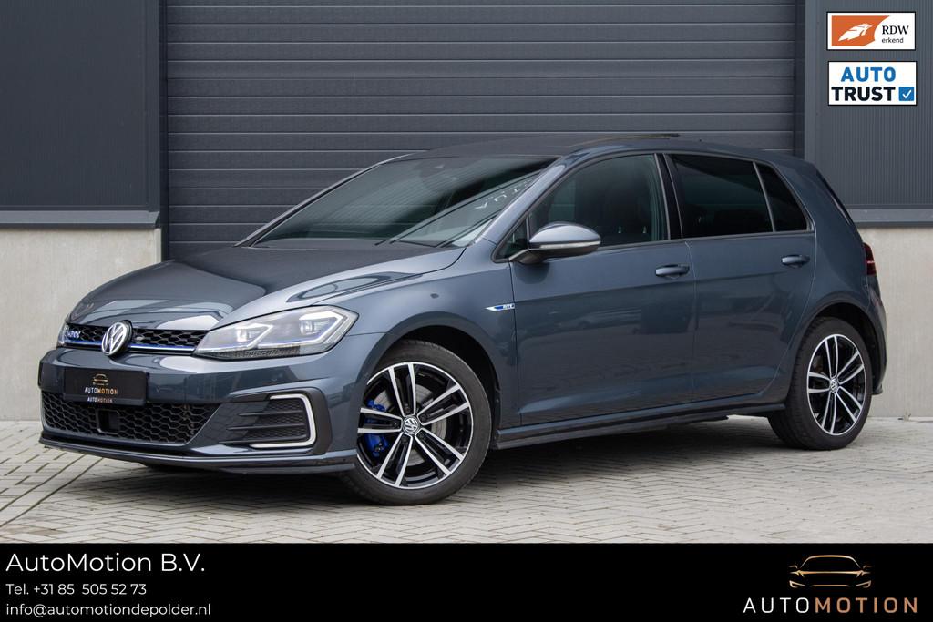 Volkswagen Golf 7.5 1.4 TSI PHEV GTE PANO CAMERA KEYLESS ACC, Auto's, Stof, Gebruikt, 4 cilinders, Met garantie (alle)