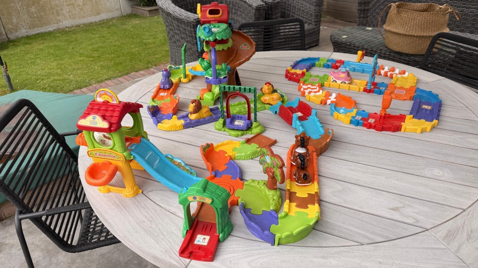 Vtech zoef zoef dieren en toet toet auto baan, Ophalen of Verzenden, Gebruikt, Jongen of Meisje