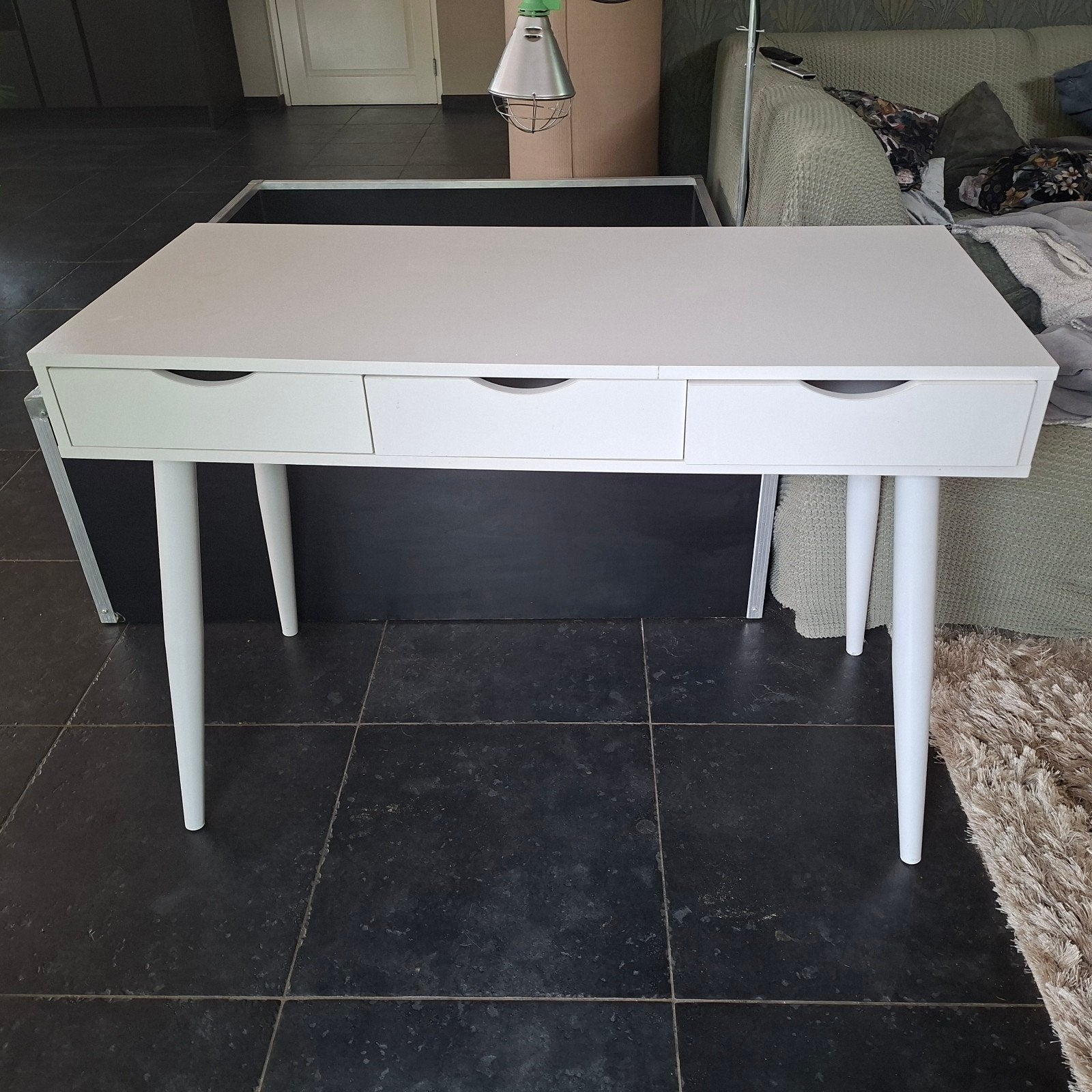 Ikea bureau wit met 3 lades, Huis en Inrichting, Gebruikt, Met lades, Ophalen of Verzenden, IKEA