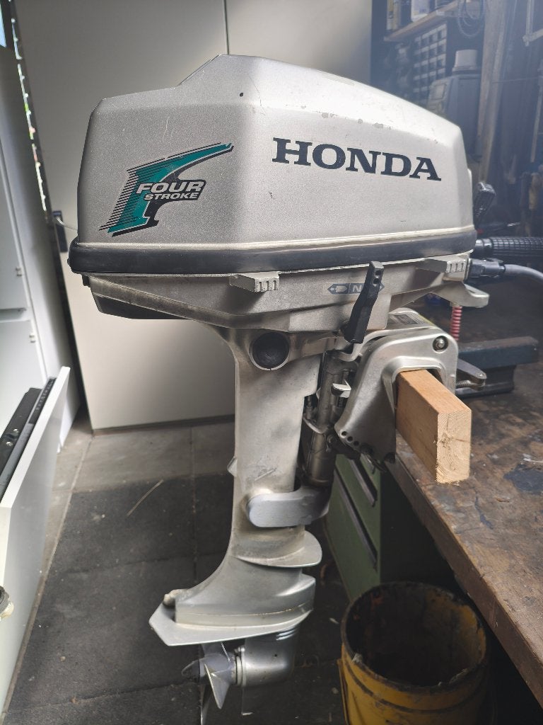 Buitenboord motor Honda 4takt 5pk, Ophalen, Gebruikt, 5 tot 10 pk, Binnenboordmotor