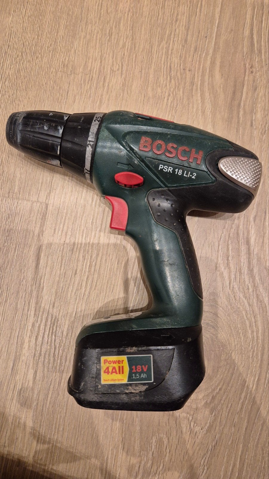 Bosch PSR 18 Li-2 18V Accuschroefboormachine, Ophalen of Verzenden, Gebruikt, Minder dan 400 watt, Boor- en Schroefmachine