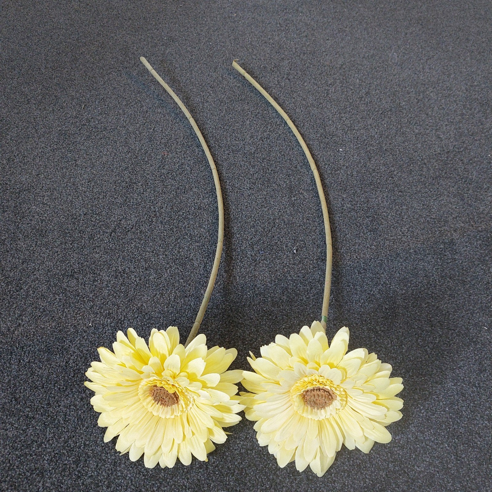 2x Gele Kunst Gerbera - zijde, Ophalen of Verzenden