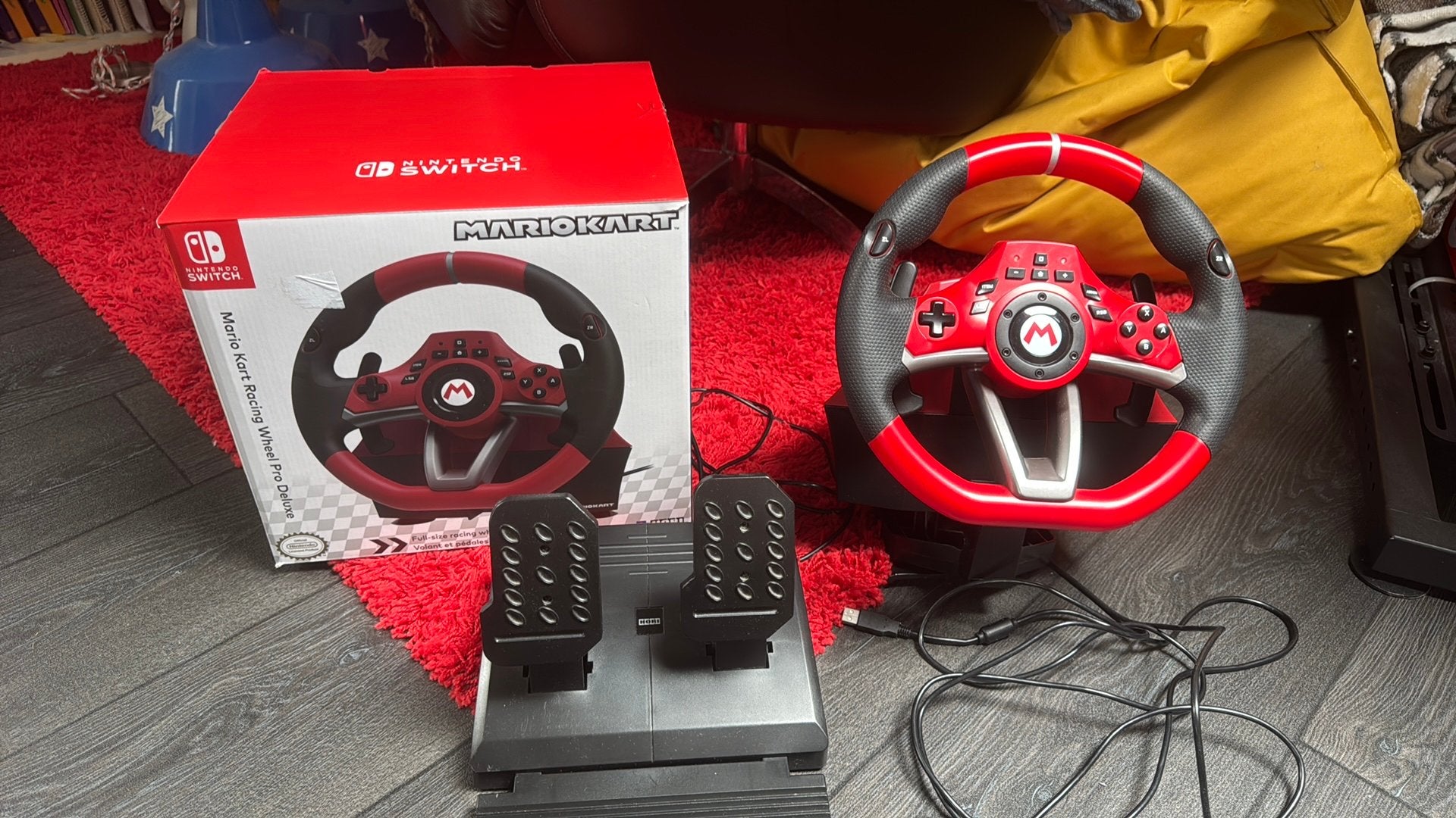 Nintendo Switch stuur, Ophalen of Verzenden, Zo goed als nieuw, Switch, Stuurtje of Sportattribuut