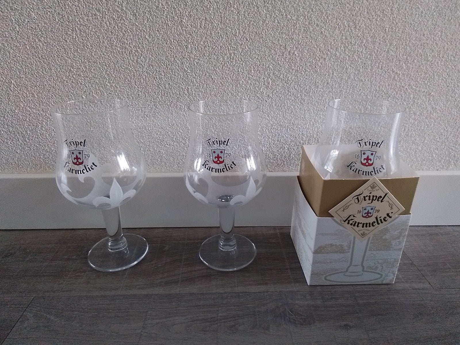 3 nieuwe tripel karmeliet bierglazen
Graag ophalen ivm breek, Verzamelen, Biermerken, Ophalen, Zo goed als nieuw