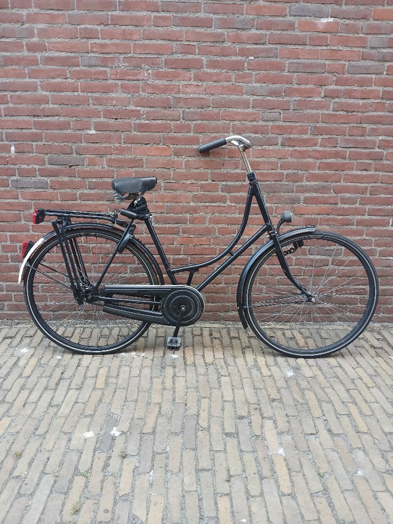 Goede gazelle omafiets Tekoop., Fietsen en Brommers, Fietsen | Dames | Omafietsen, Gebruikt, 56 cm of meer, Terugtraprem, Ophalen