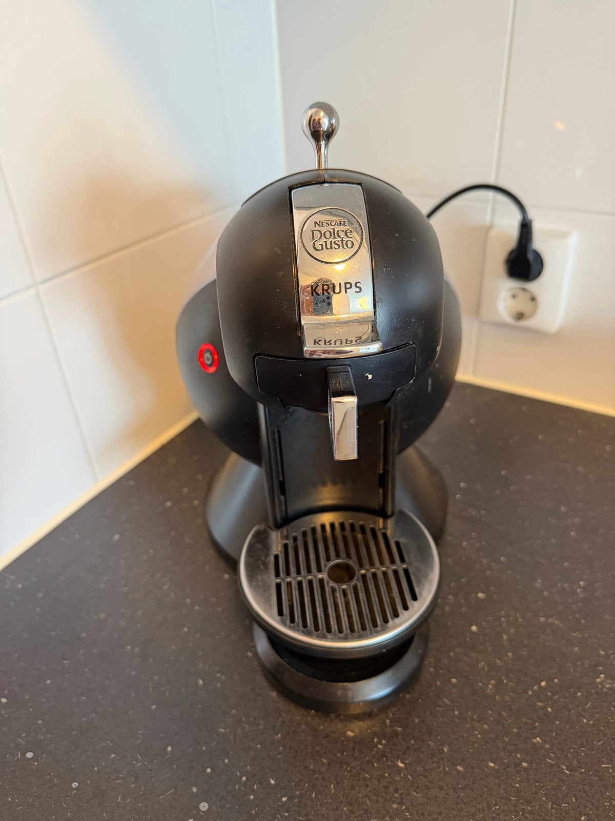 Nescafé Dolce Gusto Krups koffiezetapparaat, Ophalen, Gebruikt, Koffiemachine, 1 kopje