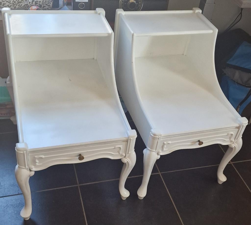 2x nachtkastjes brocante rococo stijl, Ophalen, Gebruikt, Hout, Minder dan 45 cm