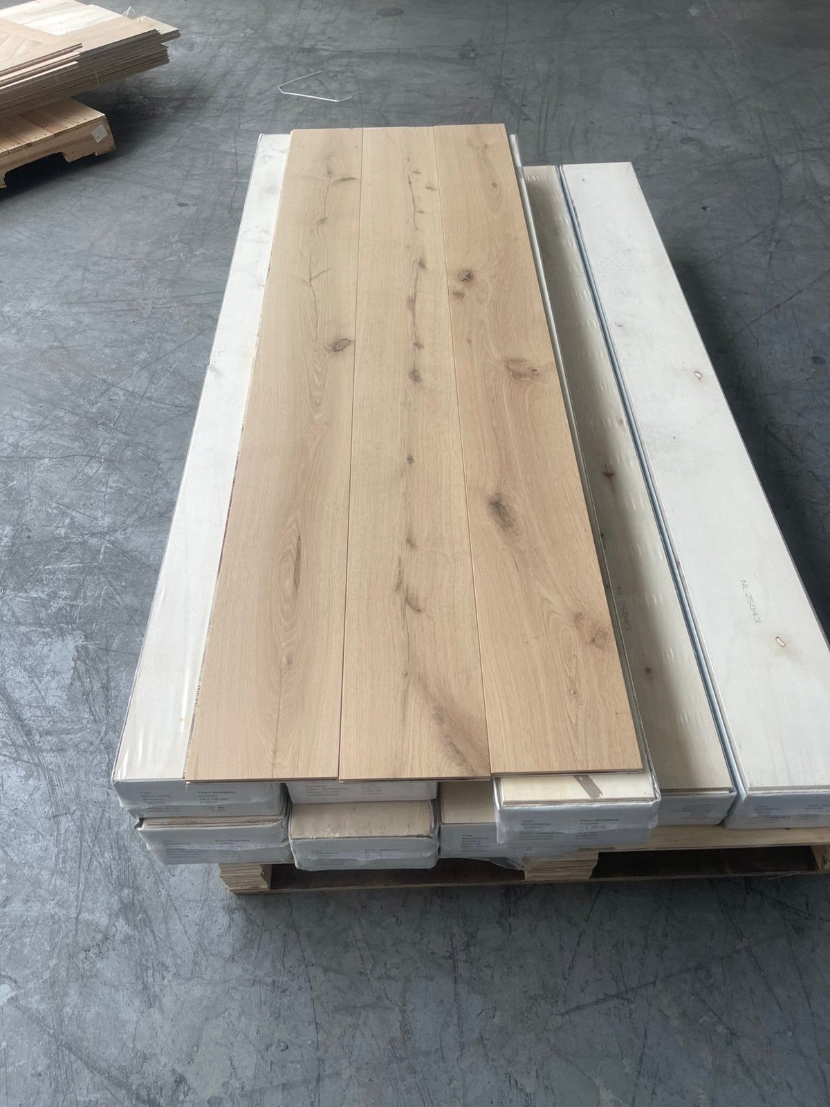 24m2 eiken gelakt lamelparket vloer multiplank eiken, Ophalen of Verzenden, Zo goed als nieuw, 75 m² of meer, Parket