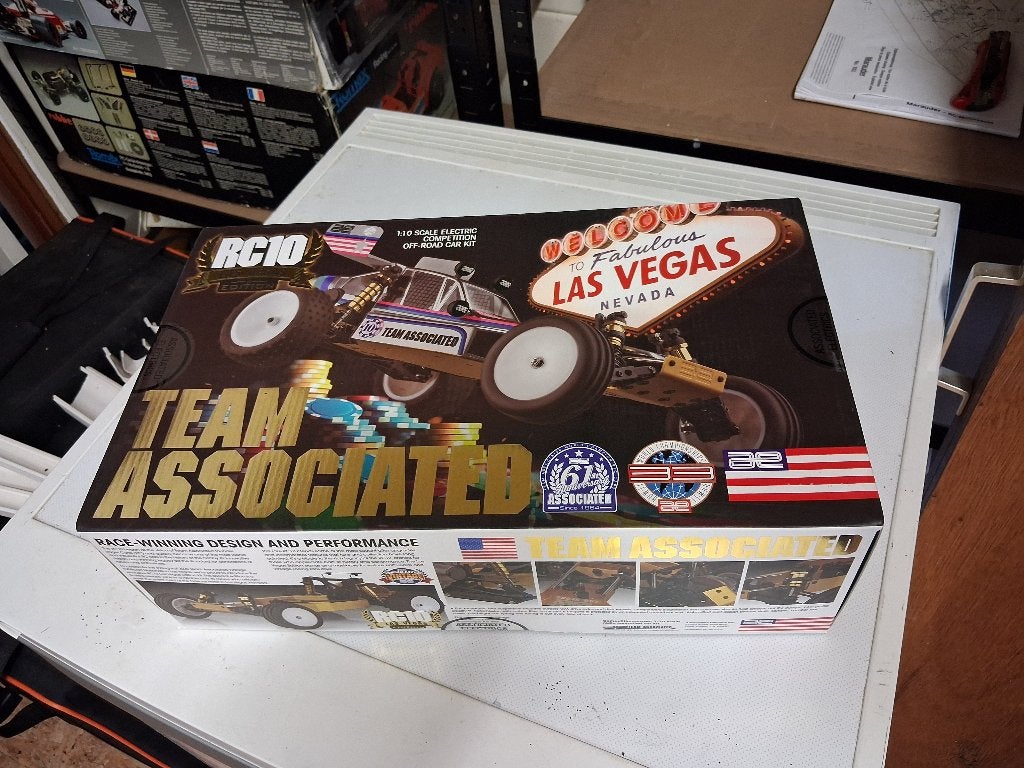 Associated RC10 Las Vegas Edition, Ophalen of Verzenden, Zo goed als nieuw, Overige schalen, Onderdeel