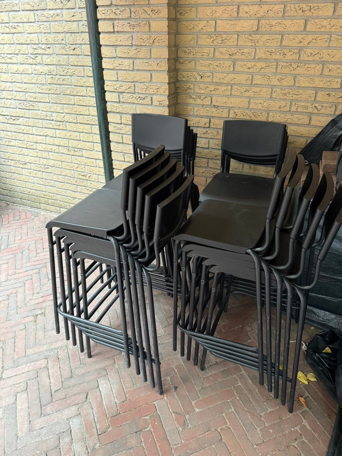 15 Zwarte barkrukken met rugleuning, stapelbaar! Stig Ikea, Ophalen, Gebruikt, Met voetsteun, Metaal