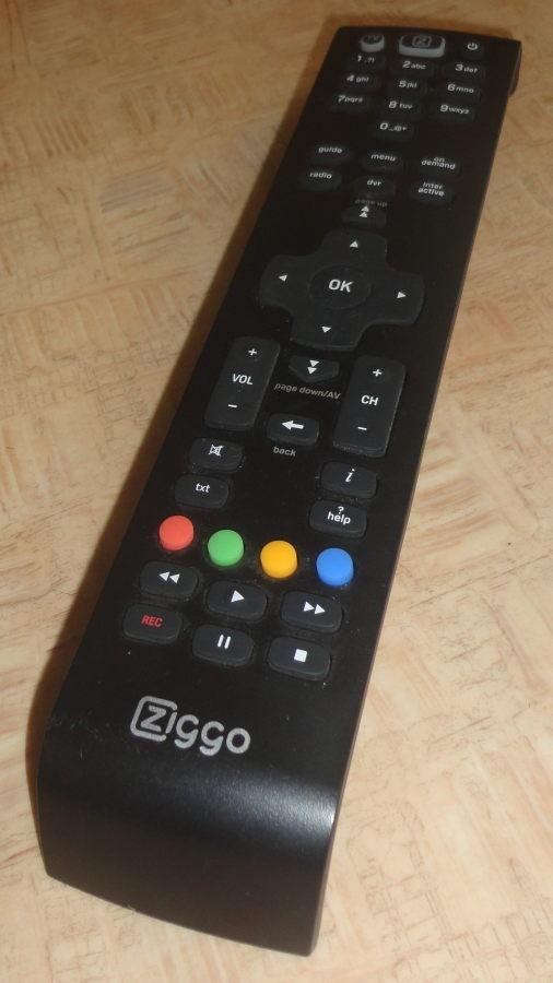 Ziggo dcr5012 HD afstandsbediening, Ophalen of Verzenden, Zo goed als nieuw, Origineel