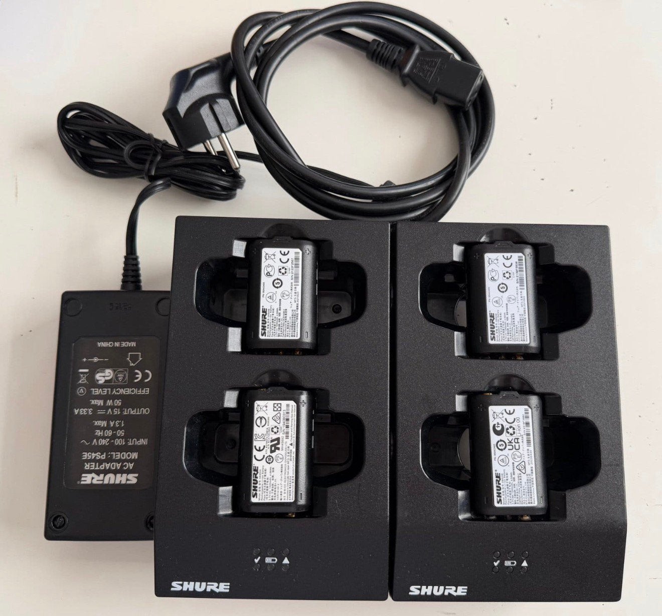 Shure SBC200-E + 4x Shure SB900, Ophalen, Zo goed als nieuw, Zangmicrofoon