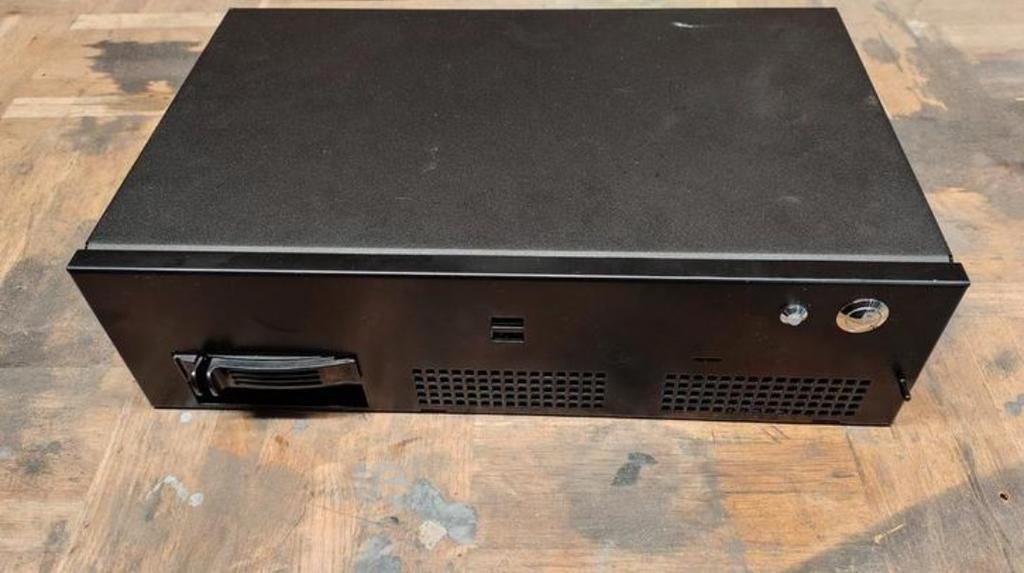 DFI CR100-CRM Mini ITX Industriële PC met 12V voeding, Computers en Software, Desktop Pc's, Gebruikt, Ophalen of Verzenden