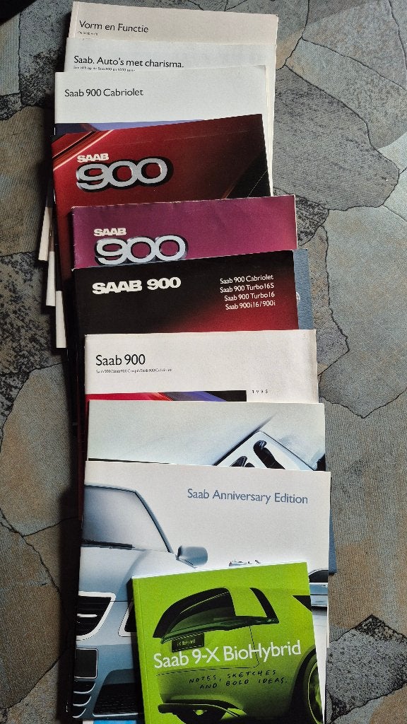 Stapel SAAB folders, Ophalen of Verzenden, Gelezen, Overige merken
