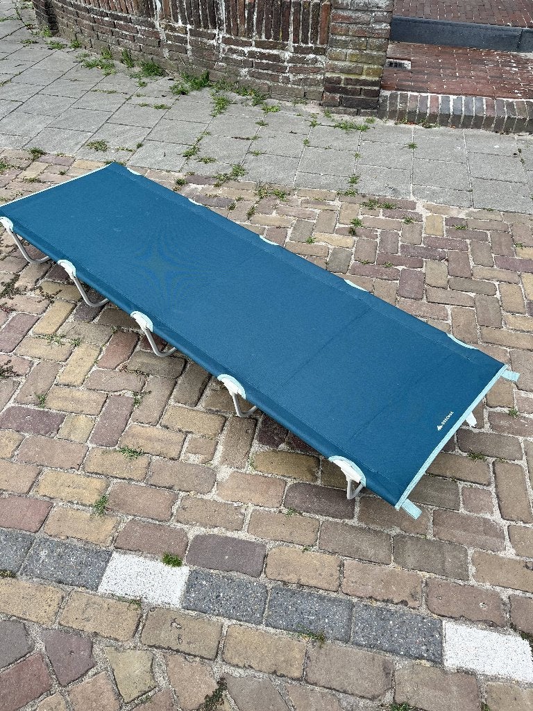 Decathlon veldbed Basic 60cm 1-pers (2x), Ophalen, Gebruikt