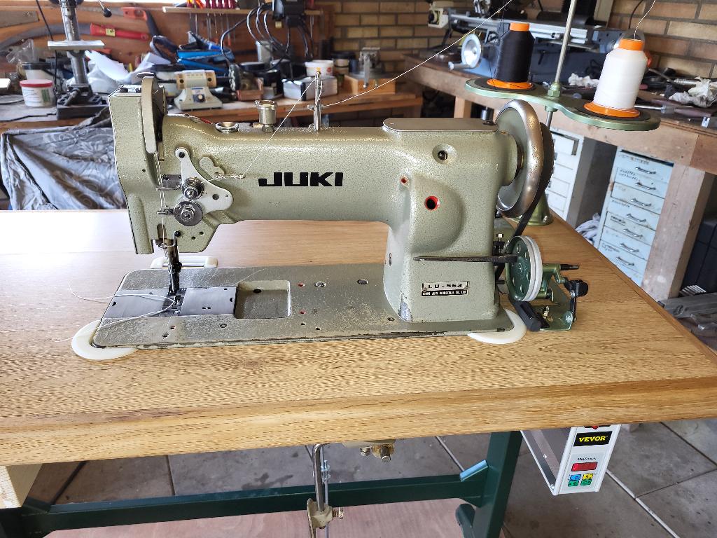 Naaimachine Yuki LU-563, Gebruikt, Naaimachine, Industrieel, Ophalen
