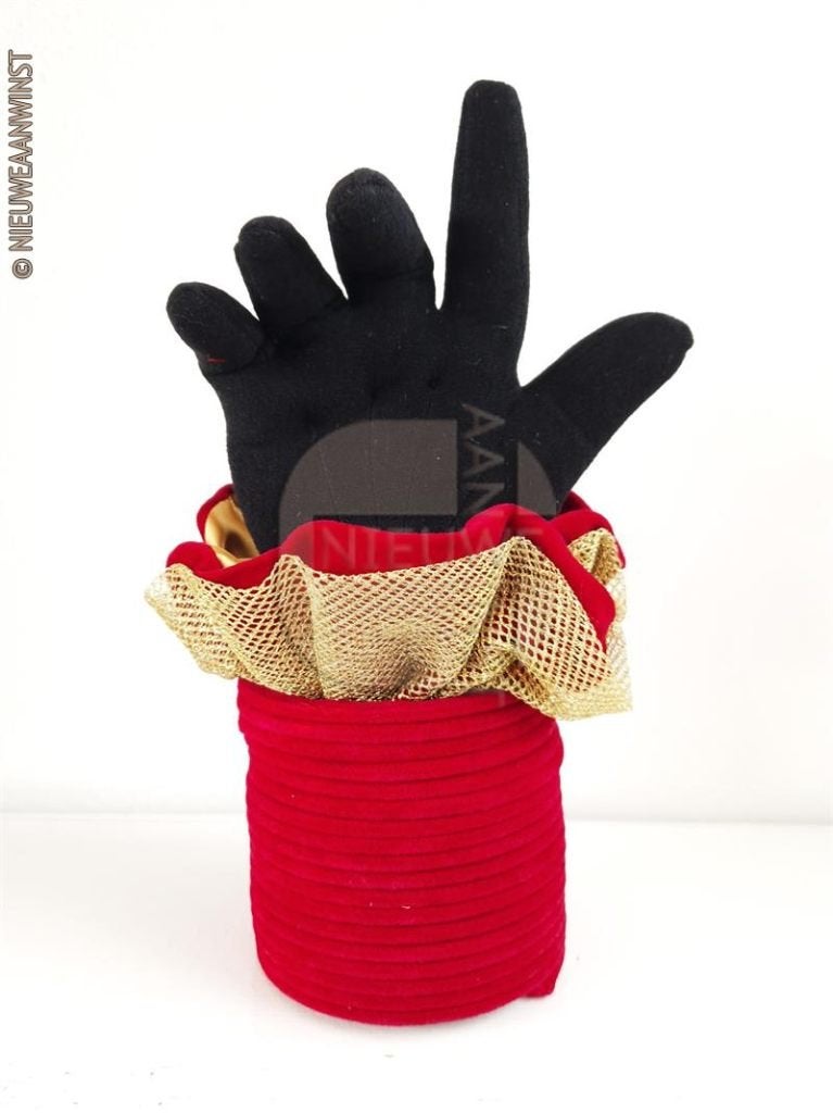 Nostalgische V&D etalage Piet spiraalveer hand - rood, Diversen, Sinterklaas, Zo goed als nieuw, Verzenden