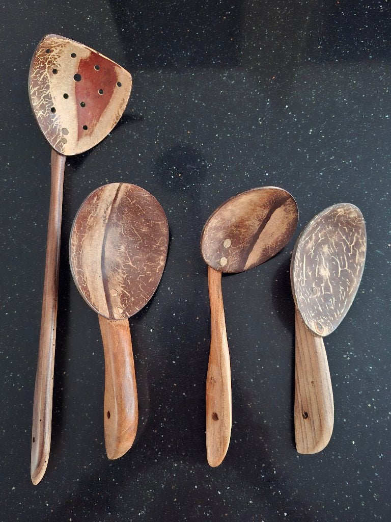 4 houten lepel.Handgemaakt van kokosnoot. Zie omschrijving, Overige typen, Hout, Nieuw, Ophalen of Verzenden