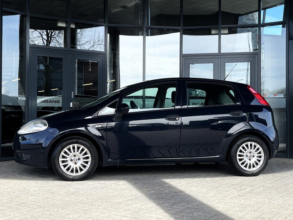 Fiat PUNTO 1.3 M-JET ACTUAL AIRCO -  ORG. NL - NW. APK - HAN, Auto's, Voorwielaandrijving, Euro 5, Gebruikt, 4 cilinders