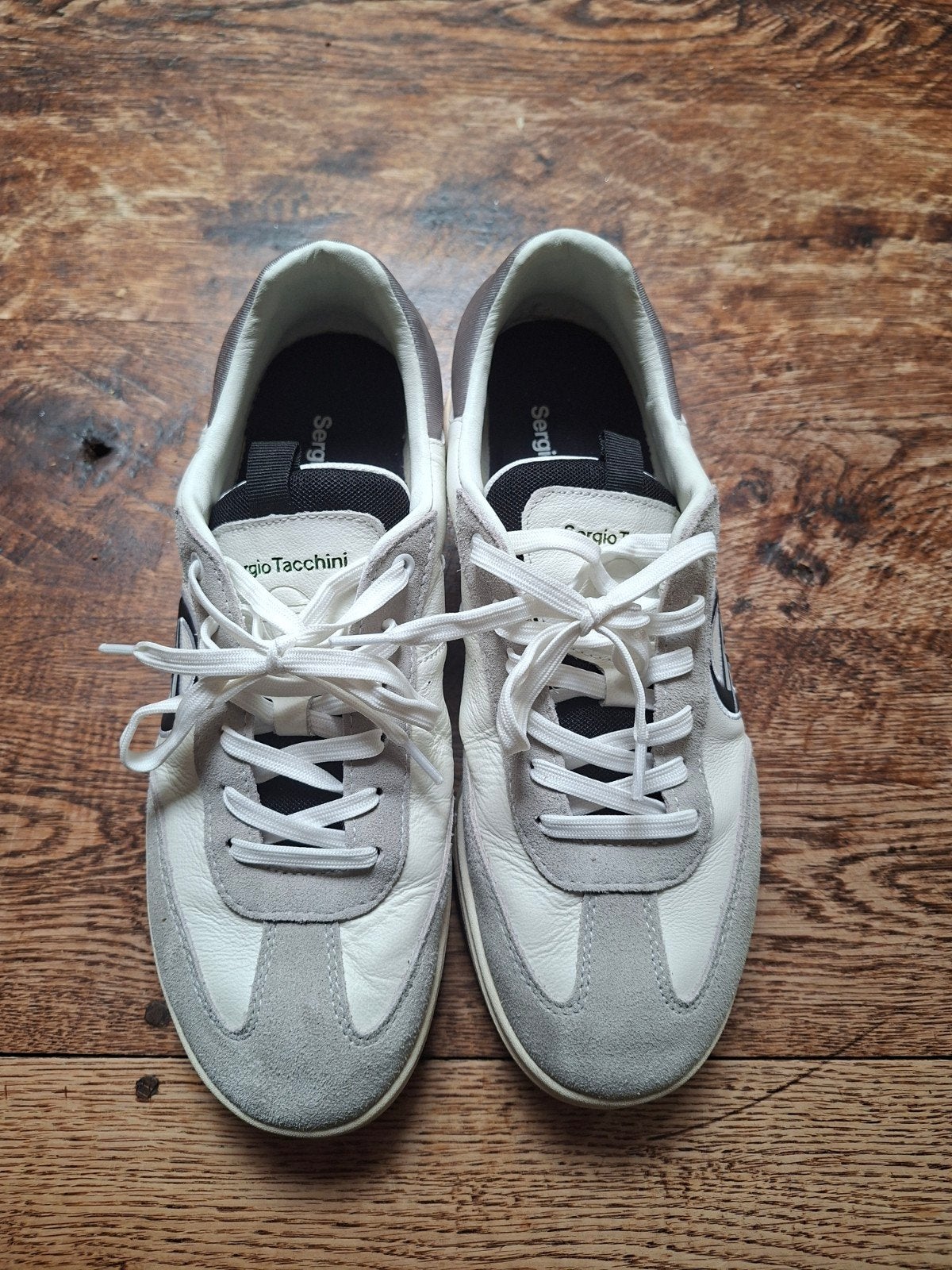 Heren sneakers maat 43, Kleding | Heren, Schoenen, Ophalen of Verzenden, Zo goed als nieuw