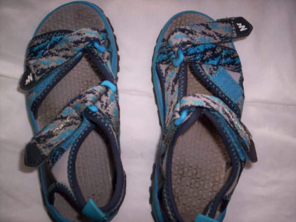Sandalen maat 29 en slippers, Ophalen, Jongen of Meisje, Overige typen, Zo goed als nieuw