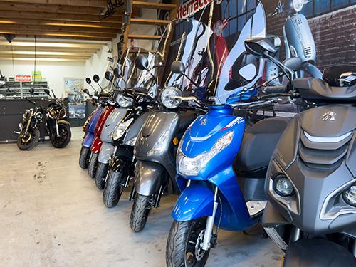 Gezocht | Gratis opknap scooters/motors, Fietsen en Brommers, Scooters | Overige merken, Ophalen, Gebruikt, Benzine
