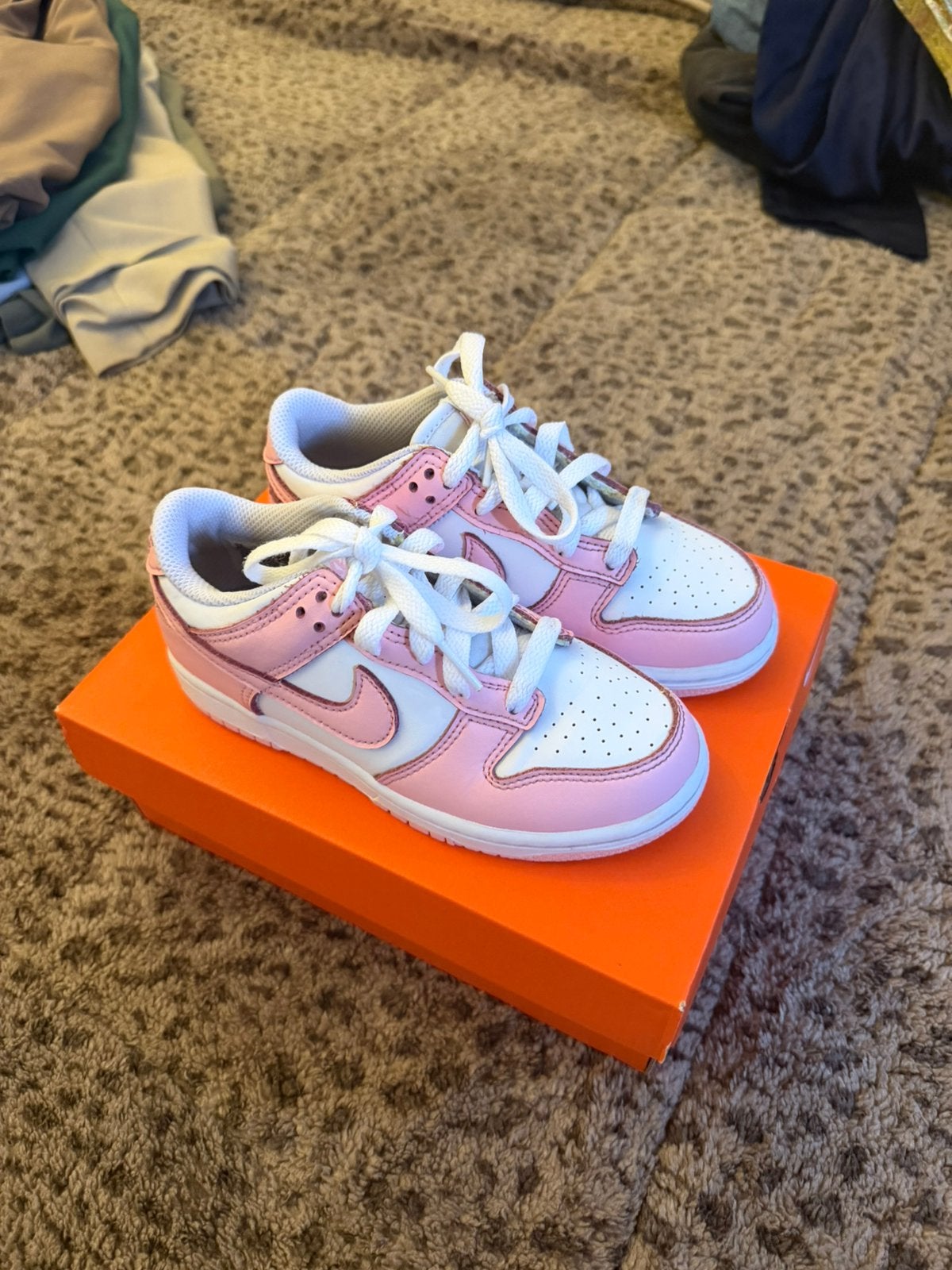 Nike dunk low roze maat 31, Ophalen of Verzenden, Gebruikt, Meisje, Sportschoenen