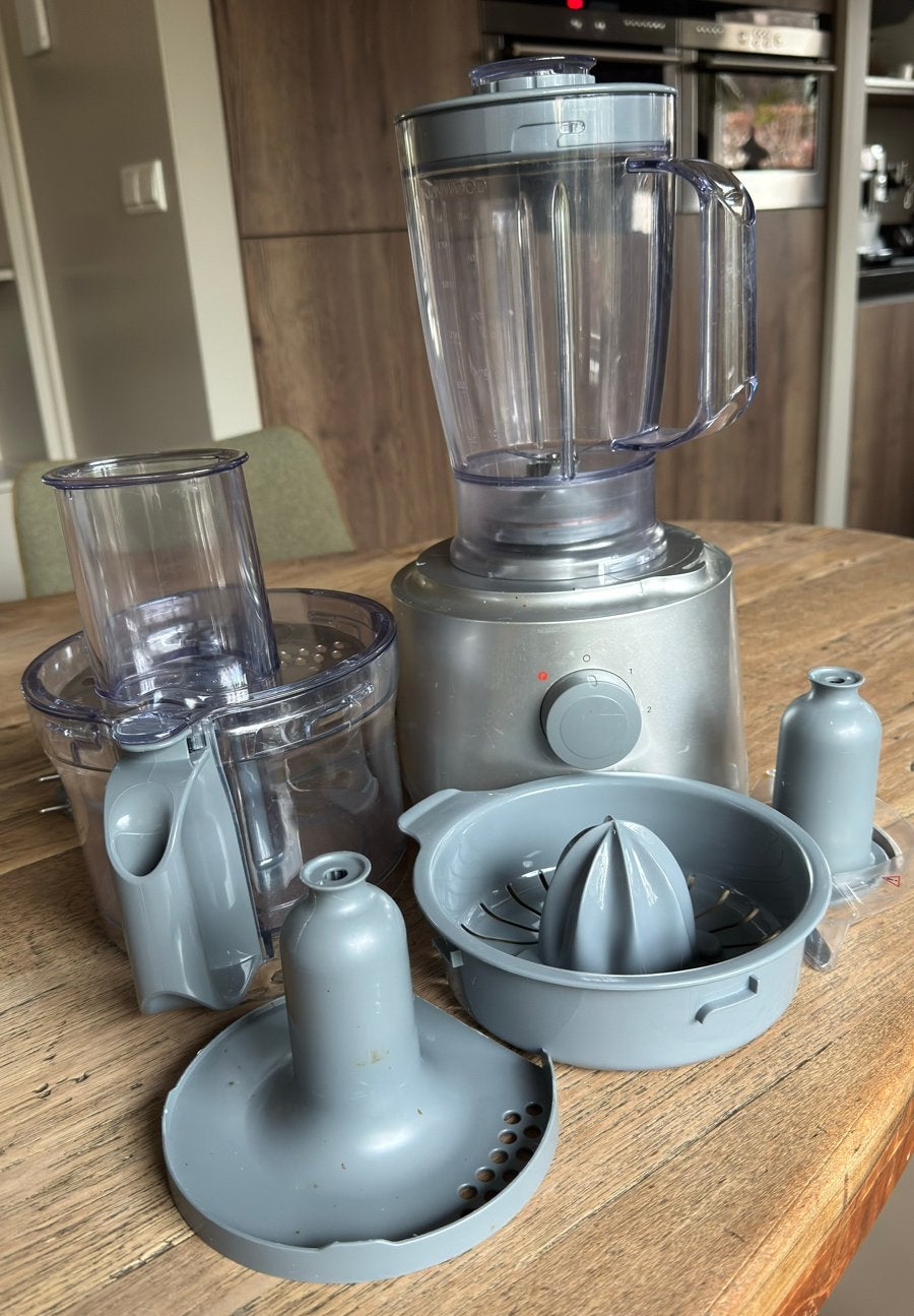 Kenwood FDP30 Multipro Compact Foodprocessor - Zo goed als n, Witgoed en Apparatuur, Keukenmixers, Ophalen, 2 snelheden, Zo goed als nieuw
