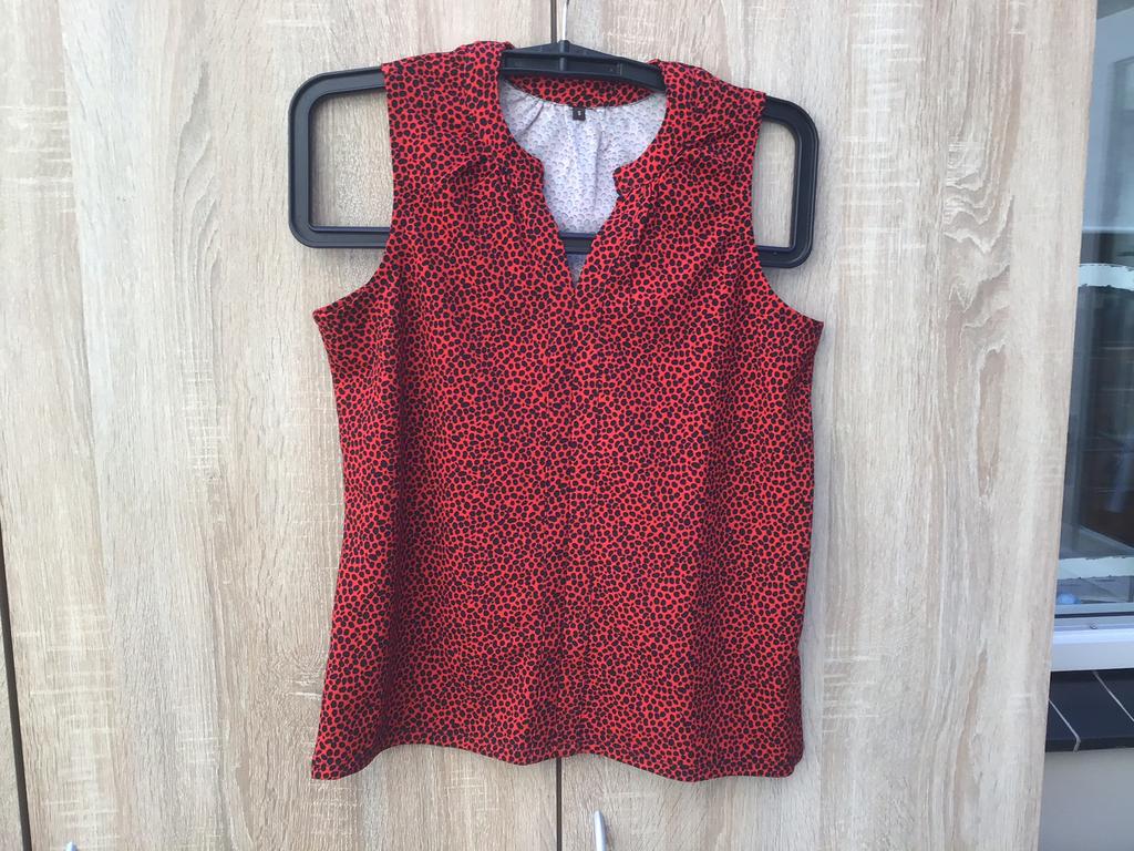 Topje(dames) maat S, Ophalen of Verzenden, Zo goed als nieuw, Maat 38/40 (M), Zonder mouw