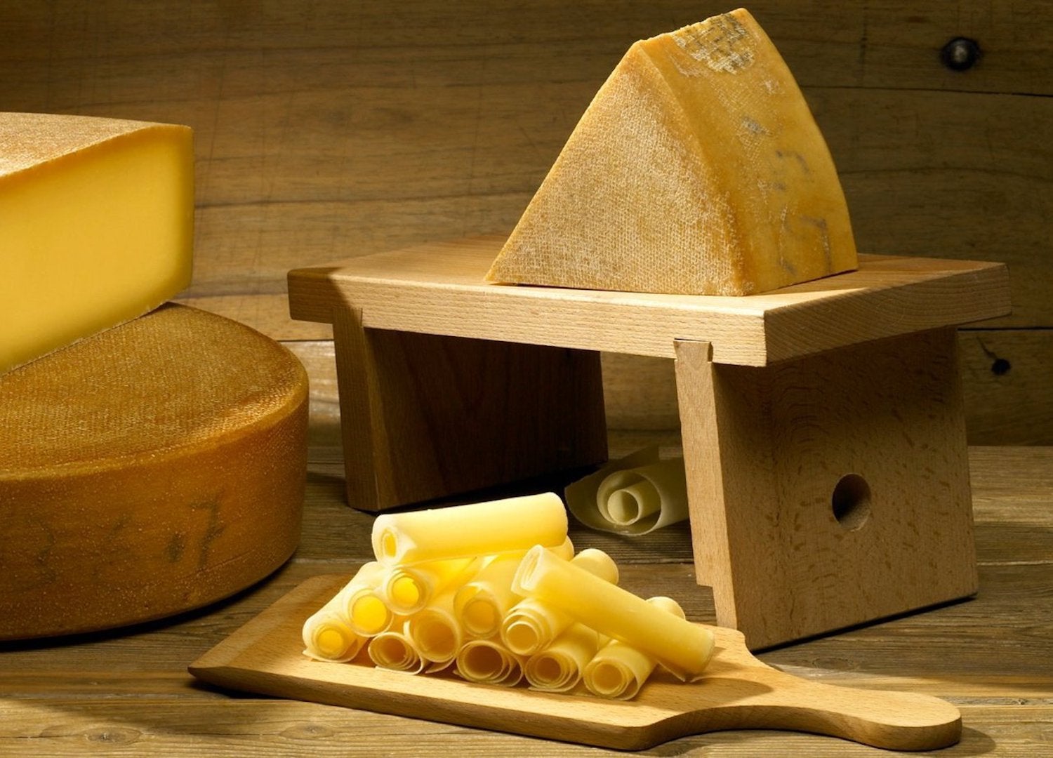 Traditionele Zwitserse Käsehobel - Houten Kaasschaaf, Overige typen, Hout, Ophalen of Verzenden, Zo goed als nieuw