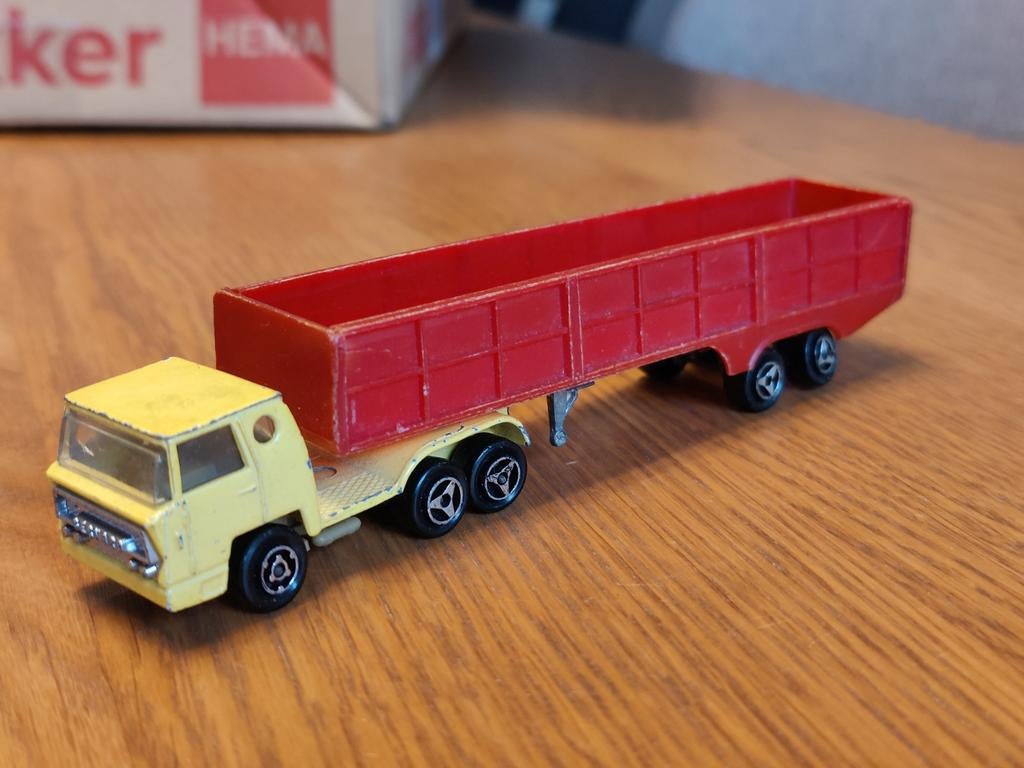 Majorette Bernard en Aanhanger, Hobby en Vrije tijd, Modelauto's | Overige schalen, Ophalen of Verzenden, Bus of Vrachtwagen