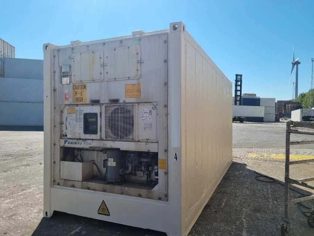 VERNOOY 20'HC REEFER DAIKIN 2010, Dave Vernooij, Davevernooij@icloud.com, Kellensedwarsweg 9
4004JC  Tiel, NL