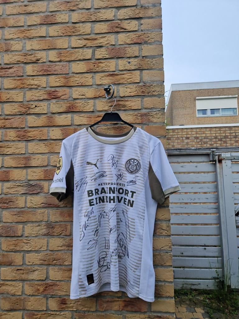 Gesigneerde osv shirt, Ophalen of Verzenden