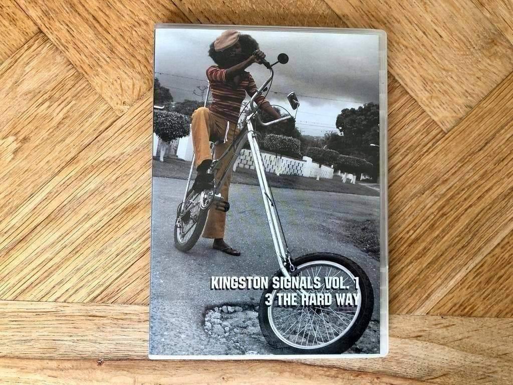 Kingston Signals Volume 1 t/m 3 (2004) op DVD (krasvrij), Alle leeftijden, Ophalen of Verzenden, Zo goed als nieuw, Muziek en Concerten