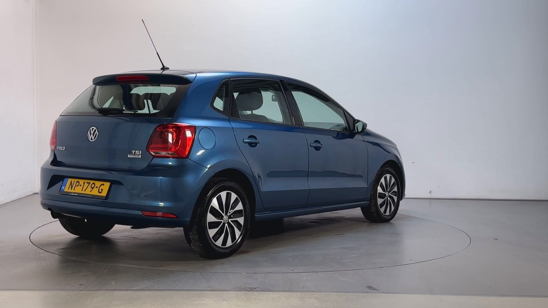 Volkswagen Polo 1.2 TSI 90pk DSG Comfortline Airco Cruise Co, Stof, 4 cilinders, Met garantie (alle), Origineel Nederlands