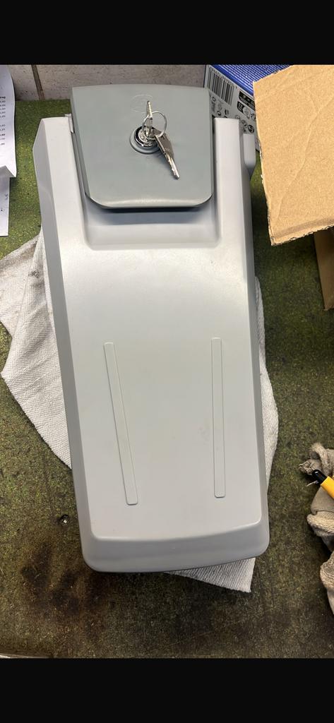 Splinternieuwe accu van Raam slim 13,5Ah met oplader als set, Ophalen of Verzenden, Nieuw