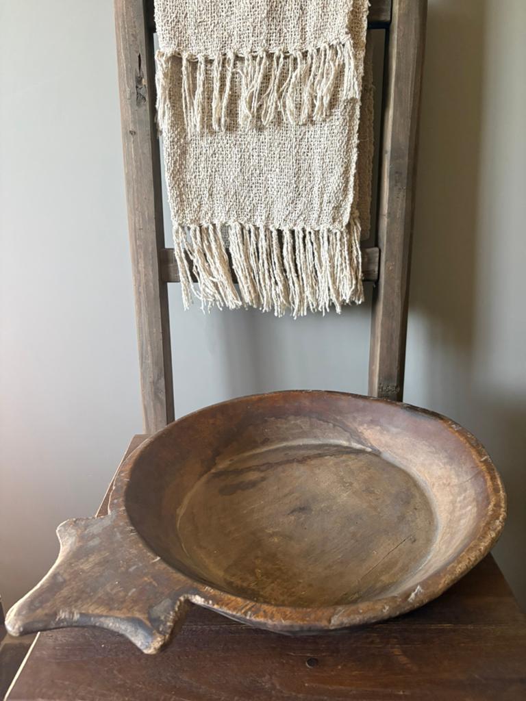 Stoer en Sober ~ Houten Schaal ~ Landelijk, Huis en Inrichting, Woonaccessoires | Schalen en Manden, Ophalen, Zo goed als nieuw