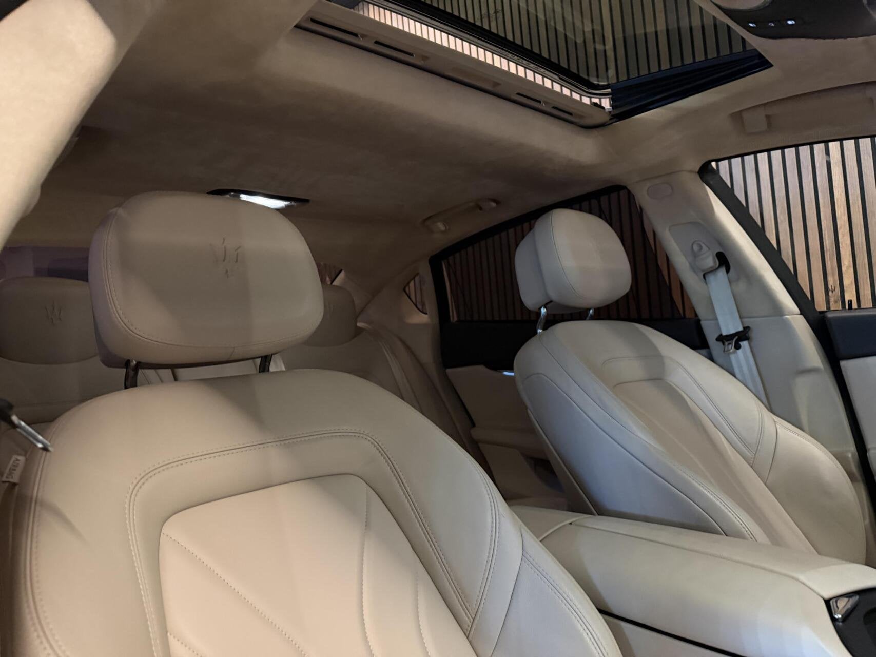 Foto 33 van Maserati Quattroporte 3.8 GTS V8|Pano|Vossen|Maxton|B&W|22"