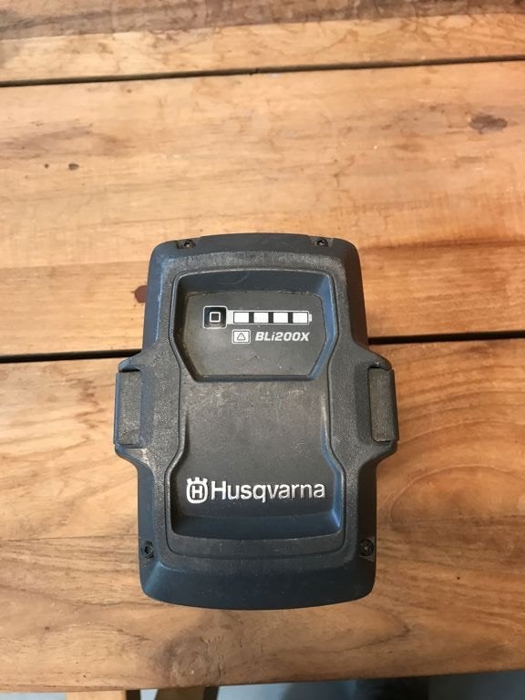 Husqvarna Accu BLi200X 2021, Gebruikt