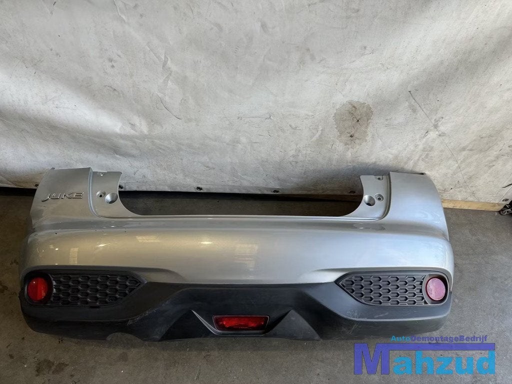 NISSAN JUKE F15 Grijs zilver sport achterbumper 2010-2019, Takashima 1-chome 1-1
220-8686  Yokohama, Ophalen of Verzenden, Achter