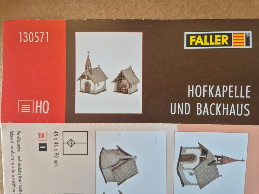 Faller H0 130571 Hofkapelle und Backhaus, Ophalen of Verzenden, Gelijkstroom of Wisselstroom, Brug, Tunnel of Gebouw, Overige merken