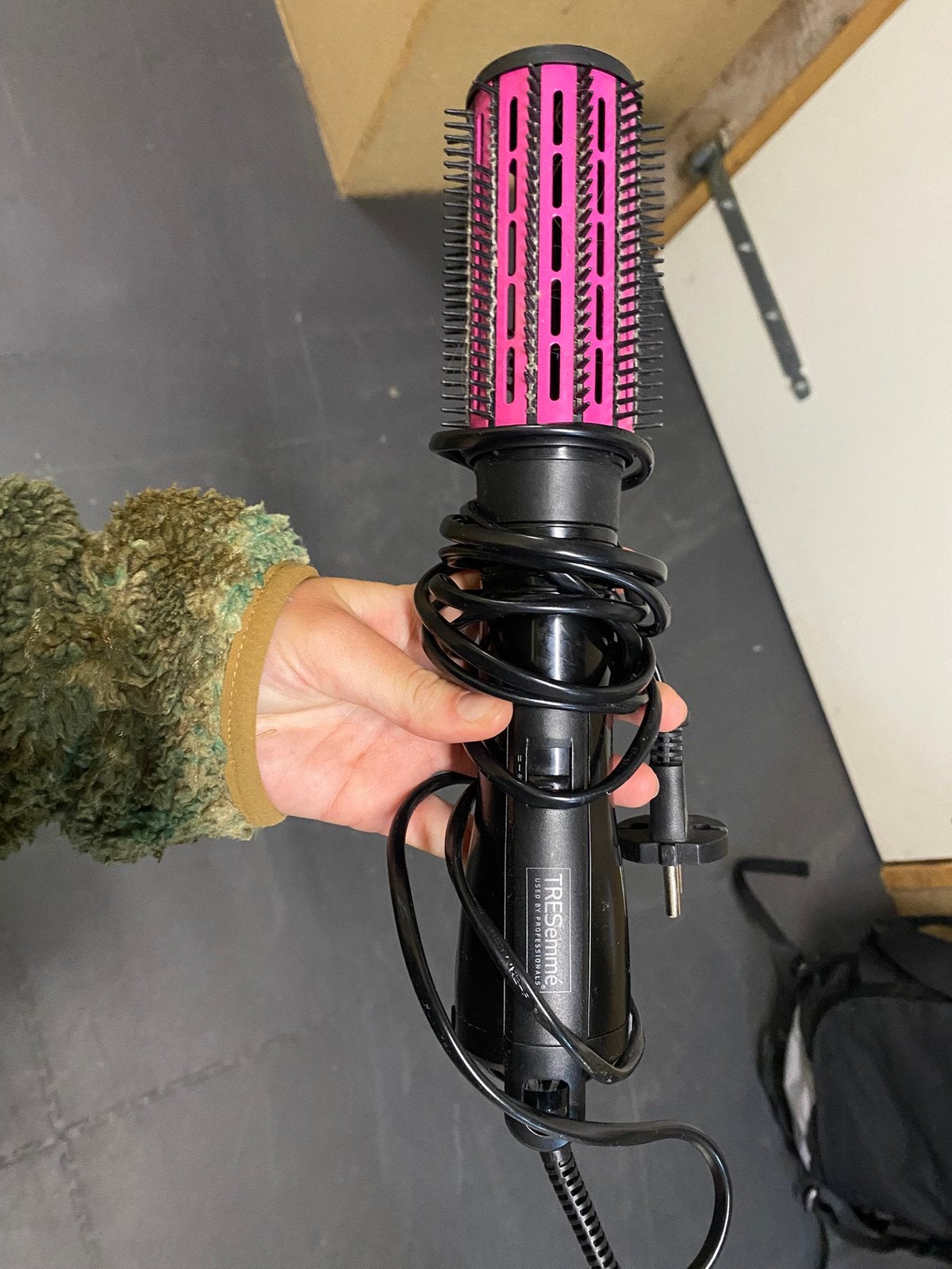 TRESemmé Rotating Hot Air Styling Brush, Ophalen, Zo goed als nieuw, Föhn of Haardroger