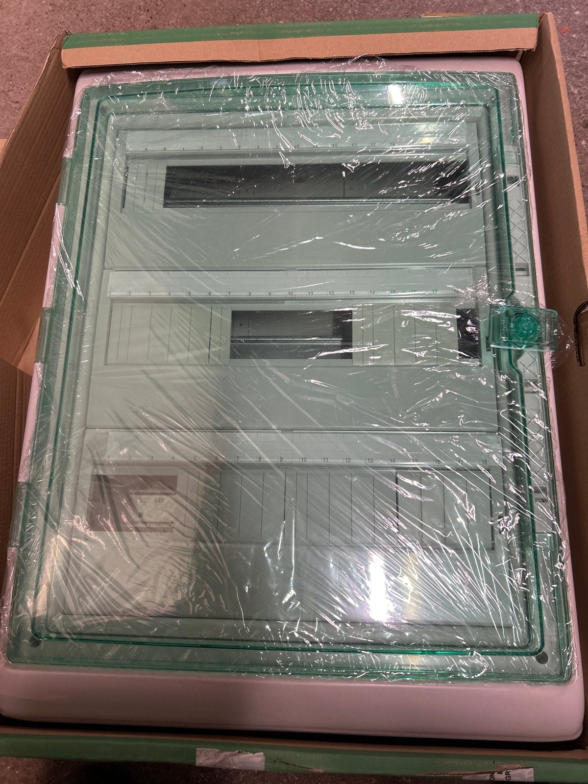 Nieuwe Schneider Electric Kaedra 54 Modulaire Behuizing, Ophalen, Nieuw, Overige typen