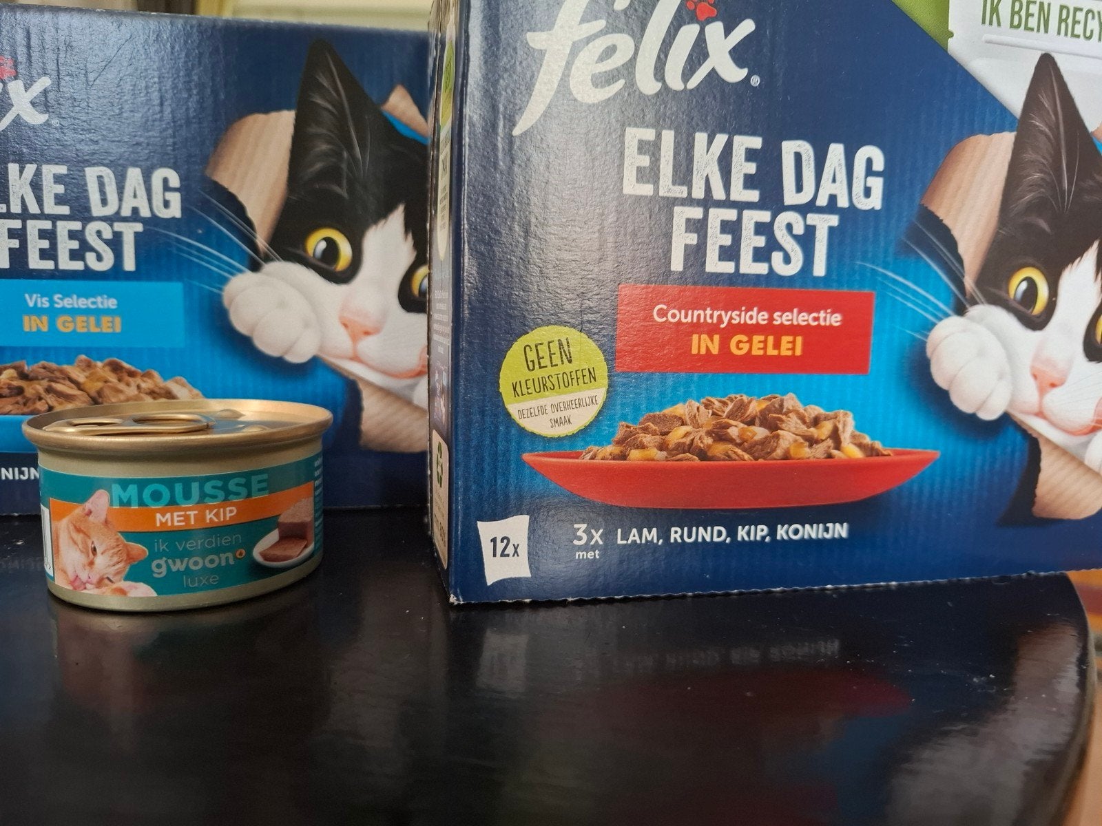 kattenvoer, Ophalen, Kat