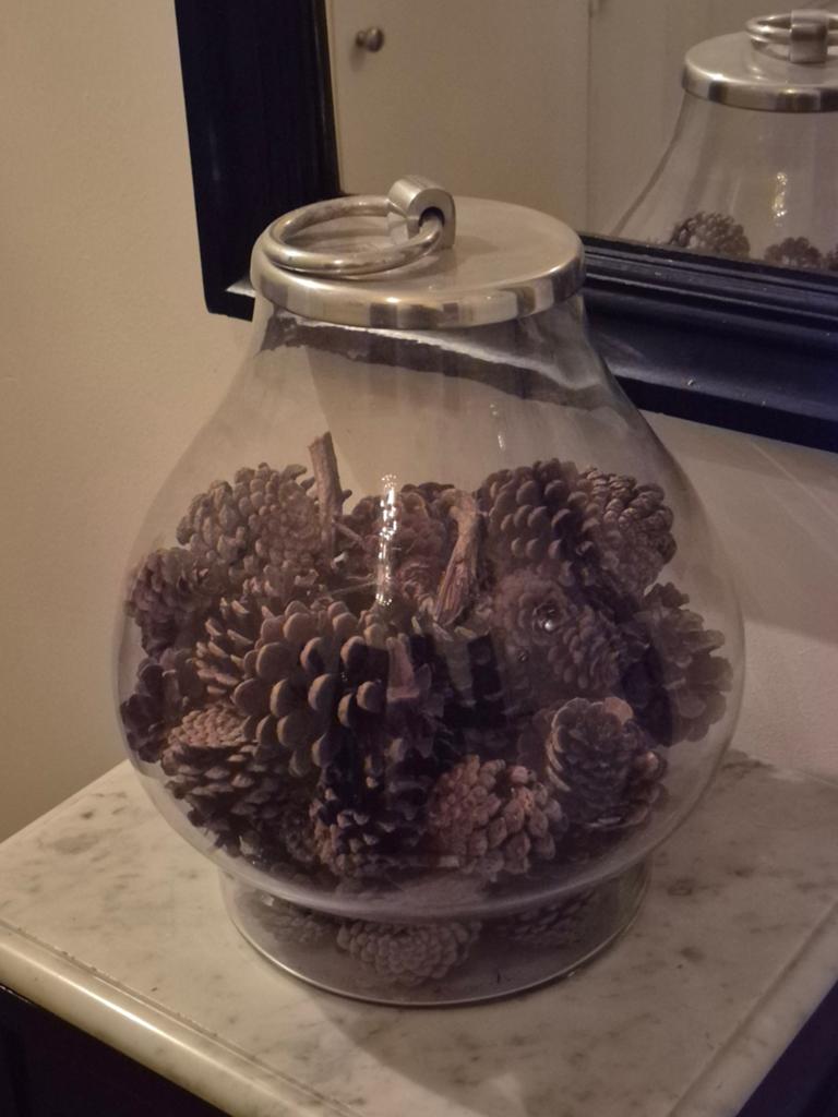 Riviera Maison Glazen Pot met Dennenappels, Ophalen, Glas, Zilver, Landelijk