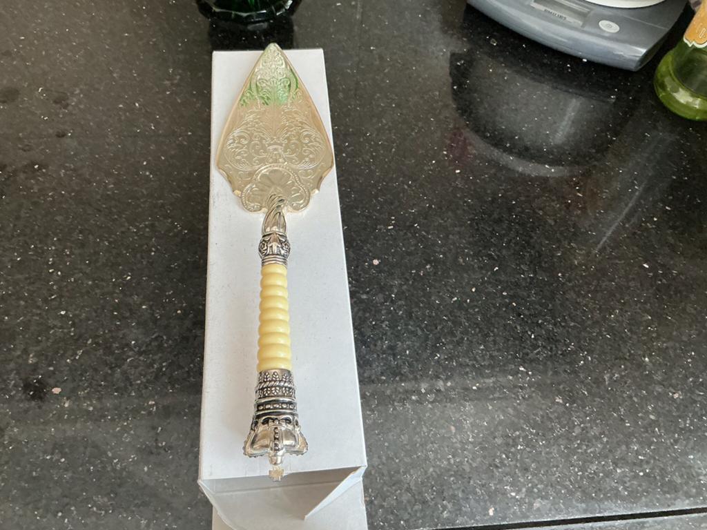 Antieke taartschep met bewerkt handvat, Antiek en Kunst, Ophalen of Verzenden