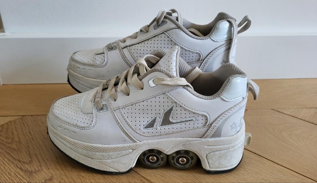 Rolschoenen wit - maat 34, Ophalen of Verzenden, Gebruikt
