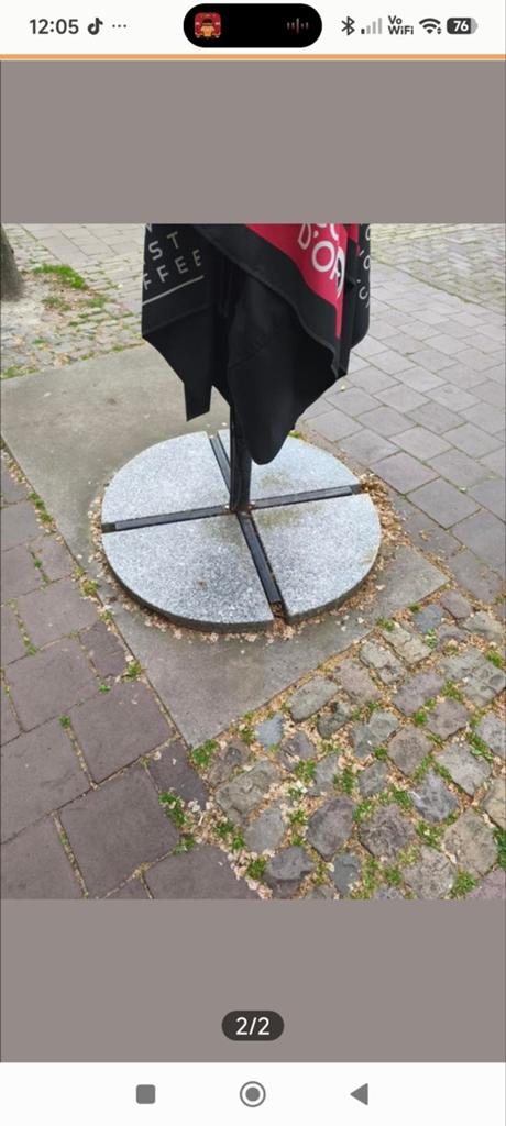 Marmere stenen voor parasolvoet, Ophalen