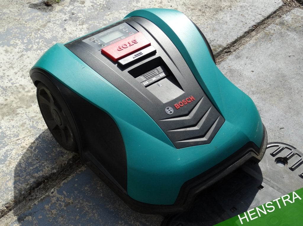 Bosch® Indego 400 Robotmaaier + Accessoires, Ophalen, Gebruikt, Minder dan 20 cm, Bosch